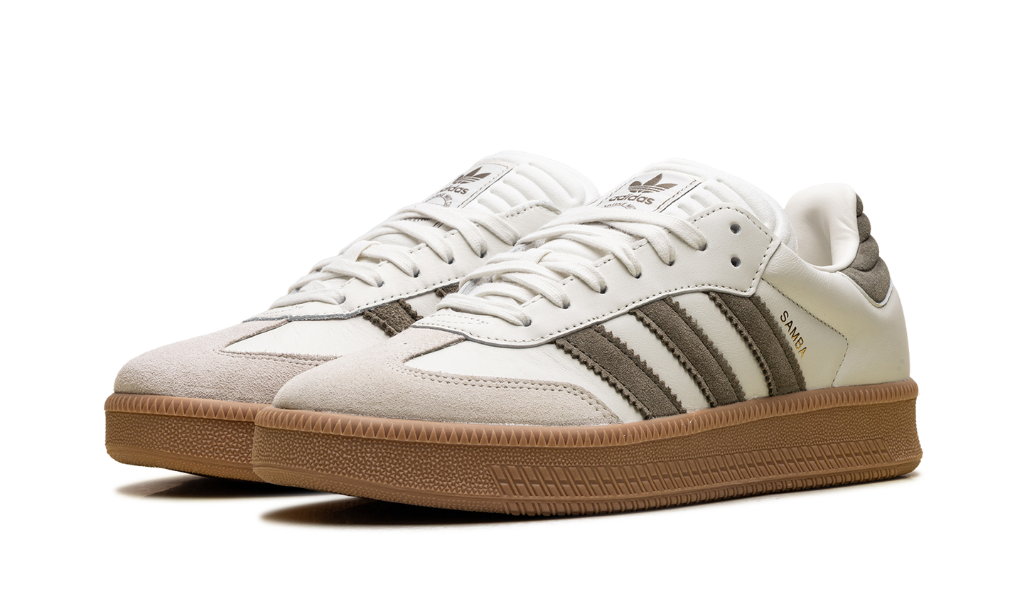 Samba XLG "Ivory Olive Strata" JP9896