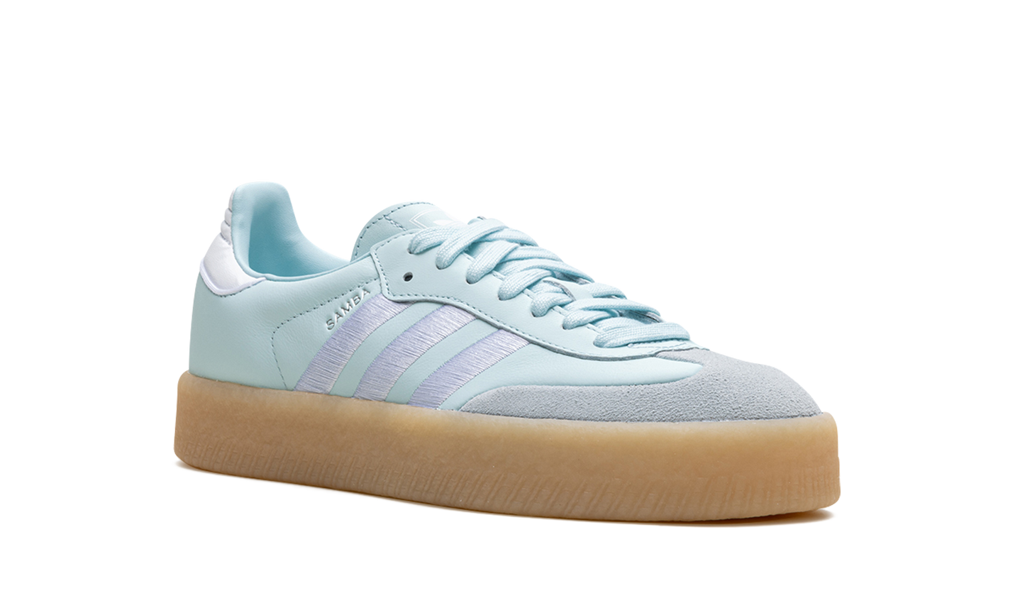Sambae WMNS "Almost Blue Silver Metallic Gum" ID0435