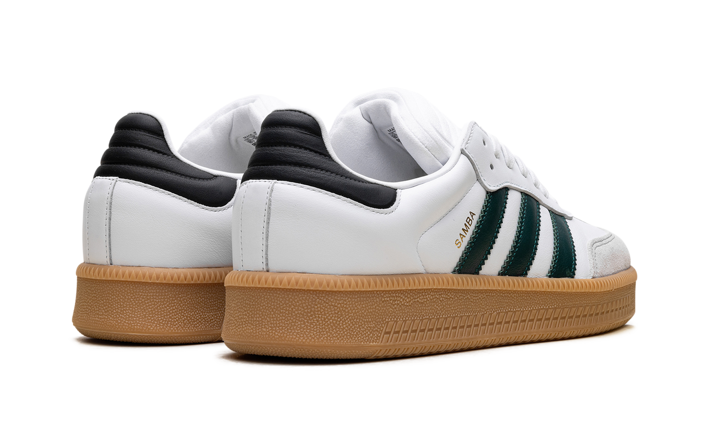 Samba XLG "Cloud White Collegiate Green" IE9181
